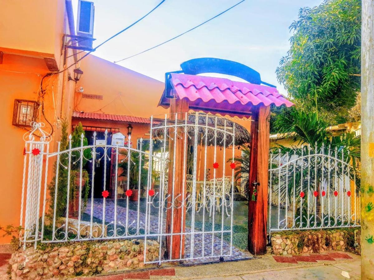 Hostal Solsticio Guajiro Ríohacha Esterno foto